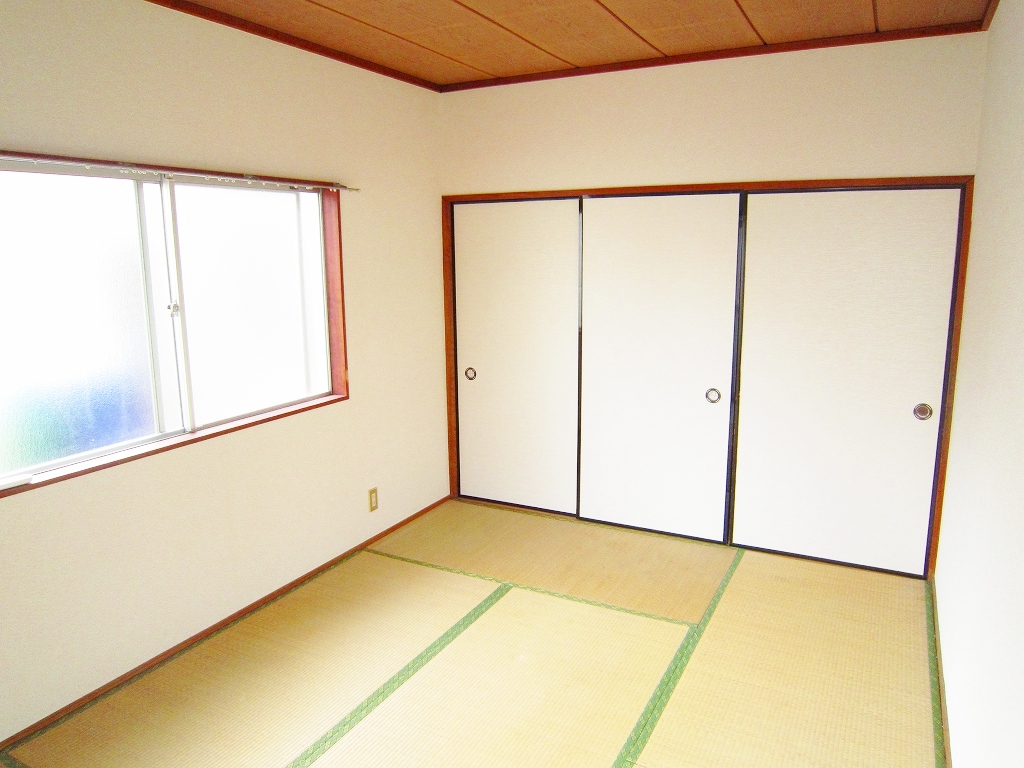 Living and room. Tatami exchanges in the hope