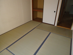 Living and room. 6 Pledge of Japanese-style room