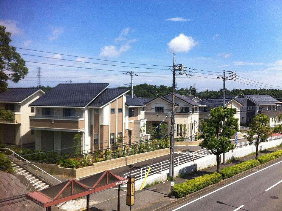 Sale already cityscape photo. Nice town that spread from the green park. I just only in the mind and body have a walk and exhilarated.