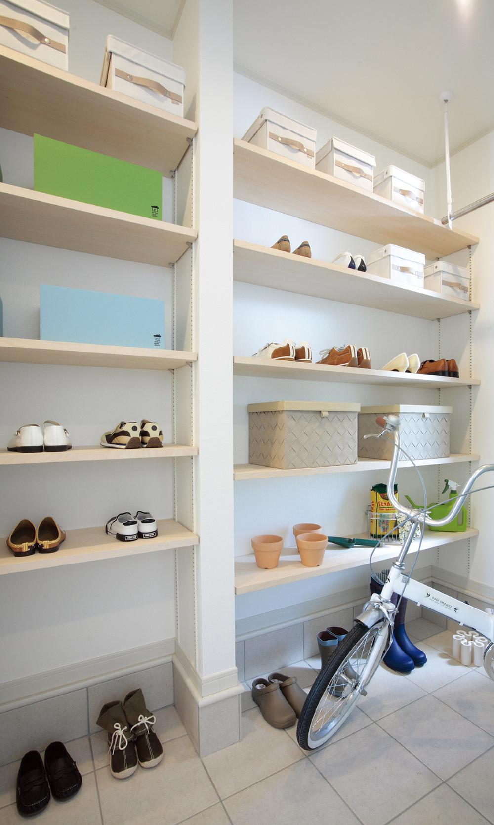 Receipt. Golf back and ski equipment ・ It can be stored, such as surfboards. (Shoes-in closet)