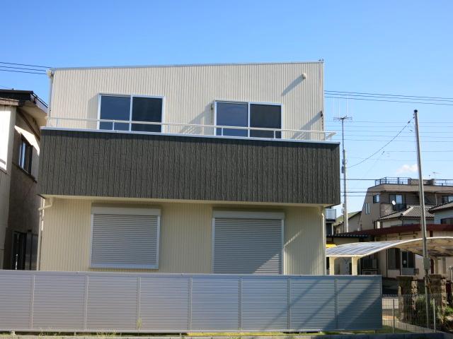 Local appearance photo. Local (10 May 2013) Shooting