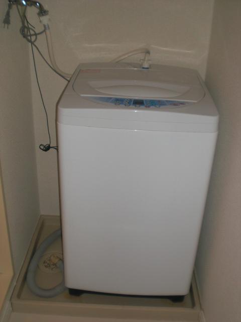 Other Equipment. Fully automatic washing machine