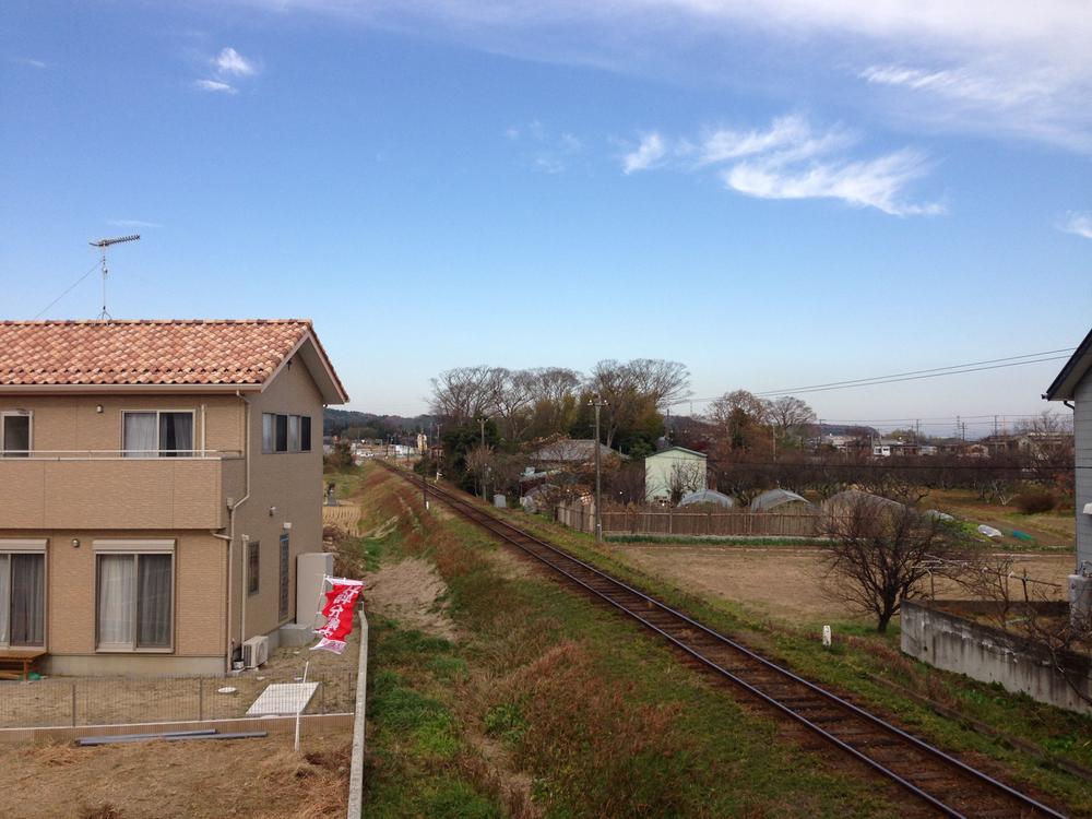 View photos from the dwelling unit. View from the site (December 2013) Shooting
