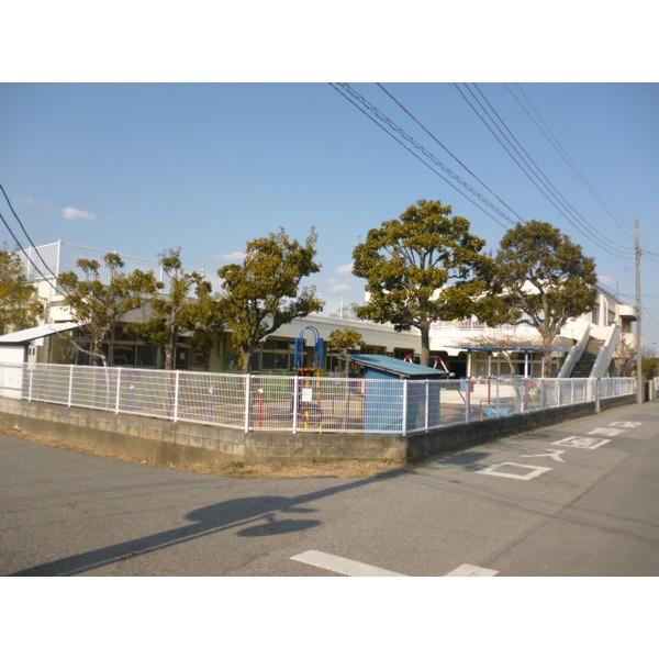 kindergarten ・ Nursery. Private Wakamiya kindergarten (kindergarten ・ Nursery school) to 400m