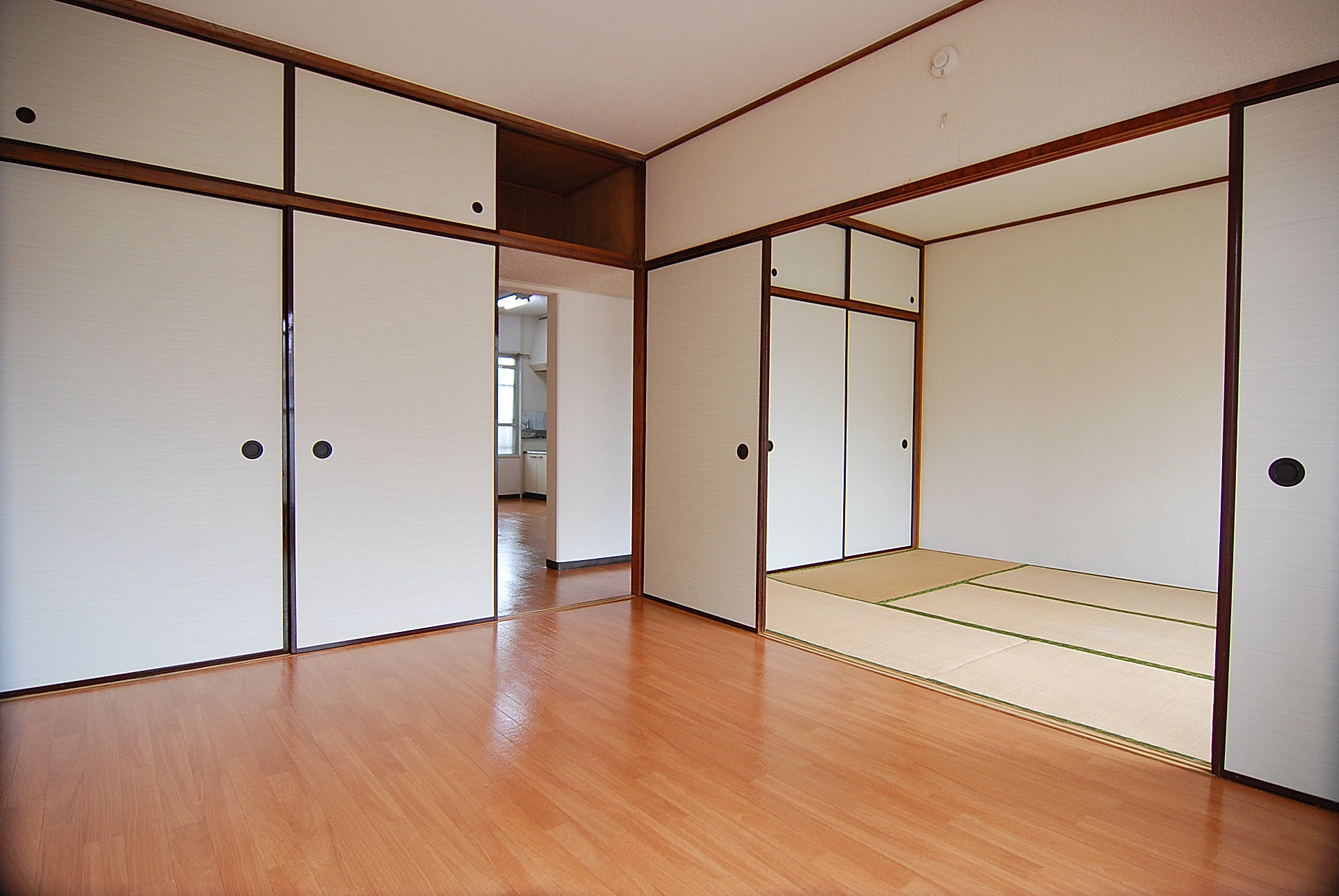 Other room space. Western-style 6 Pledge + Japanese-style room 6 quires Reference photograph