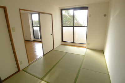 Living and room. Japanese-style room 6 quires