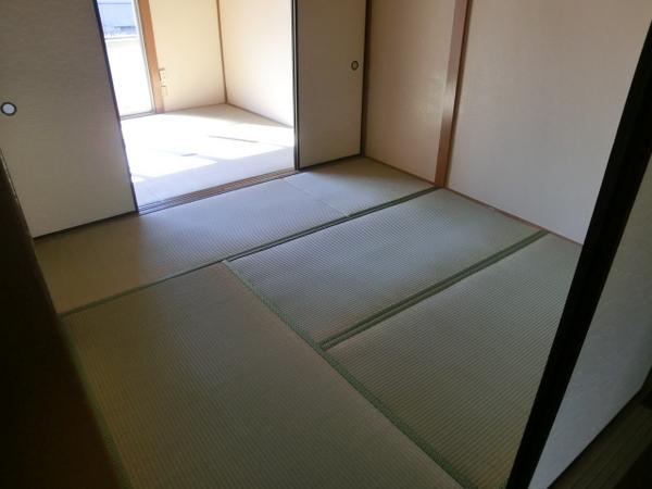 Living and room. Japanese-style room 4.5 Pledge