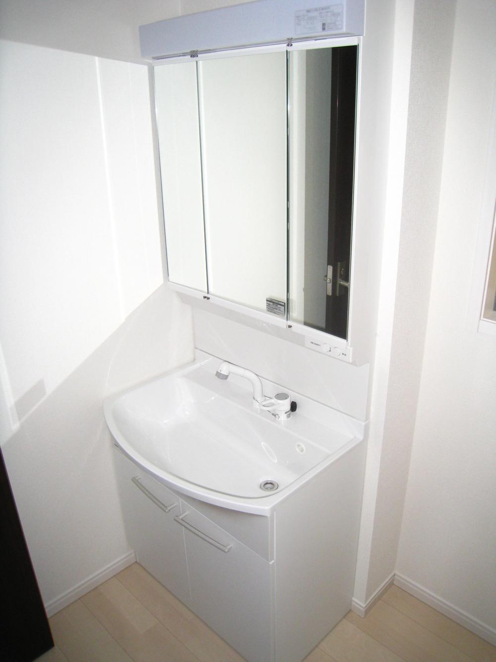 Wash basin, toilet. Morning Shan convenient Shampoo dresser