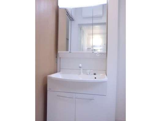 Same specifications photos (Other introspection)