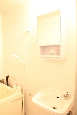 Washroom. It is the washstand ☆ 