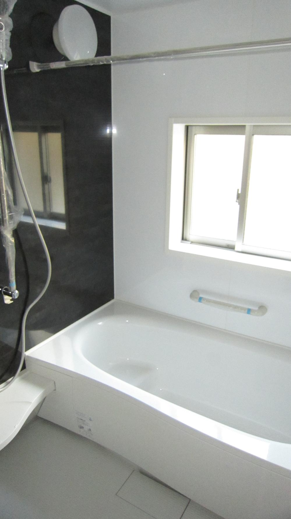 Bathroom. Indoor (12 May 2013) Shooting