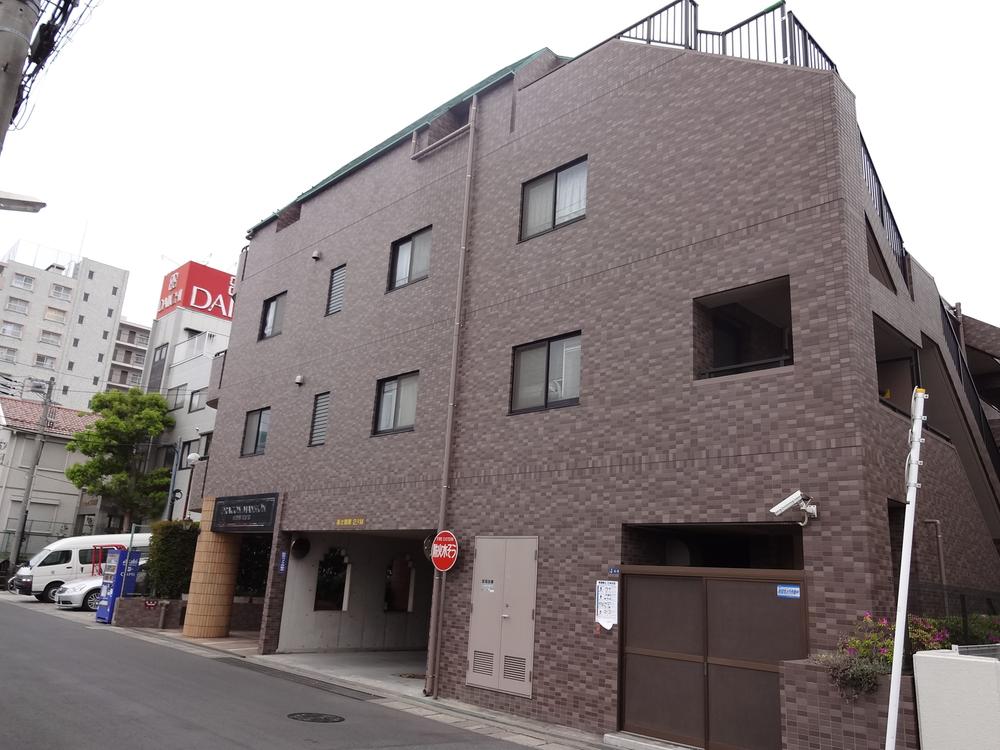 Local appearance photo. Local (June 2013) Shooting