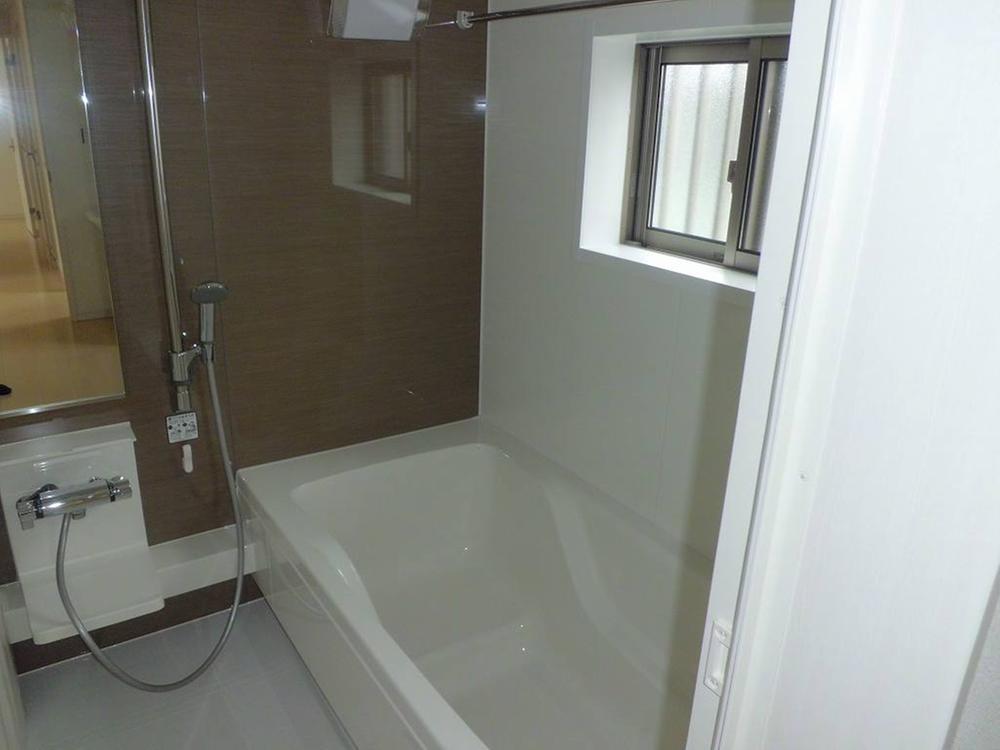 Same specifications photo (bathroom). ( Building) same specification