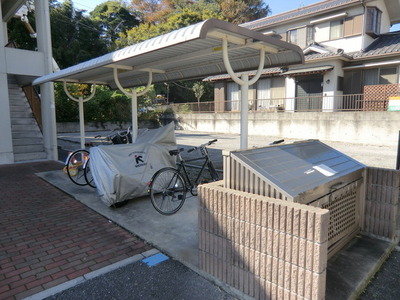 Other common areas. Bicycle-parking space Garbage yard