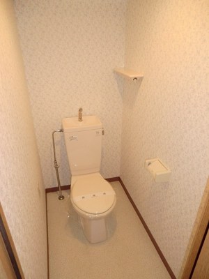 Toilet. Bidet mounting services performed during the only contract in November