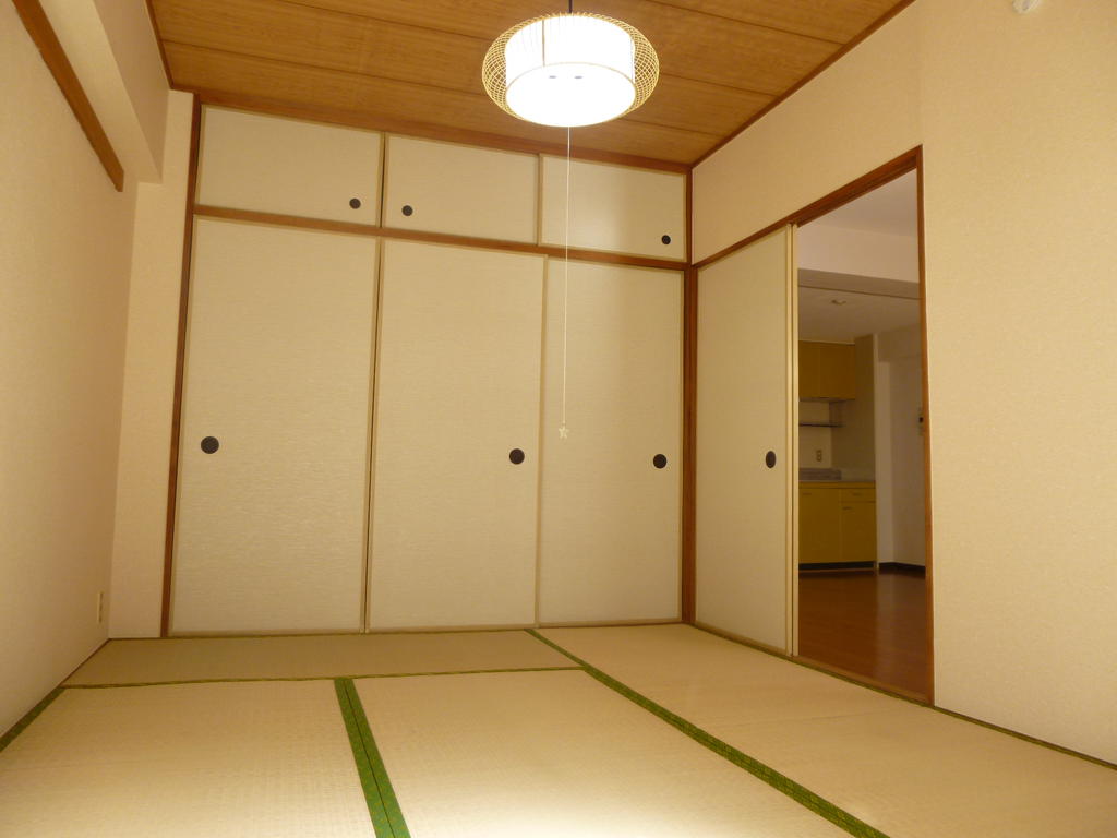 Living and room. Japanese-style cross Zhang Kawasumi