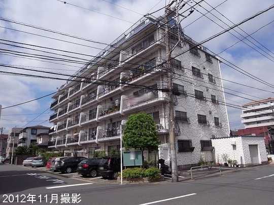 Local appearance photo