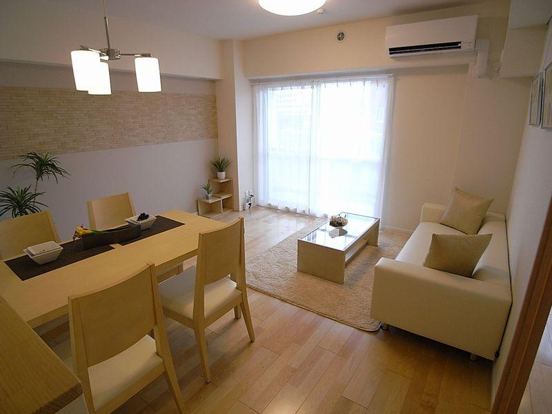 Living. The entire living