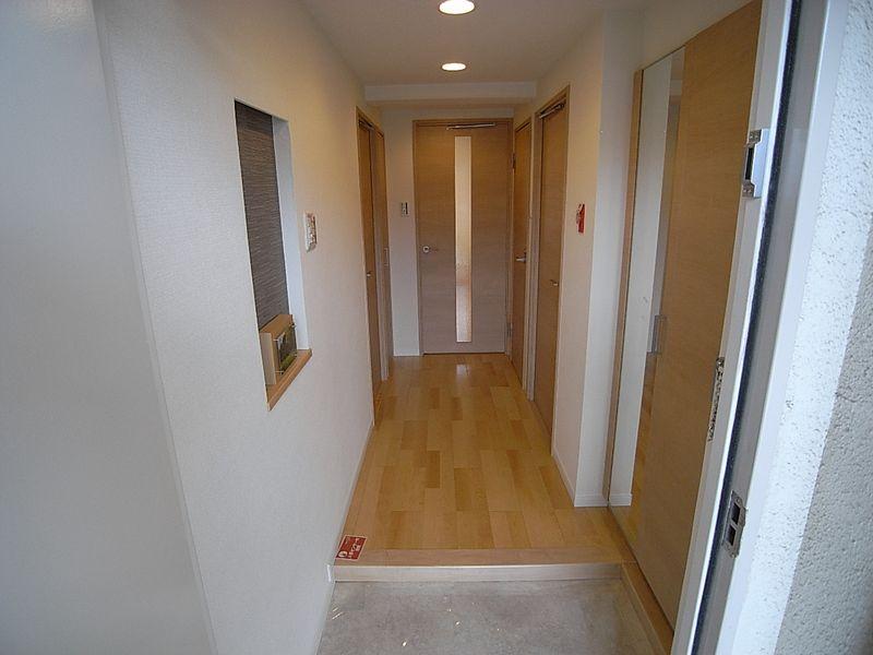 Entrance. Corridor as seen from the front door