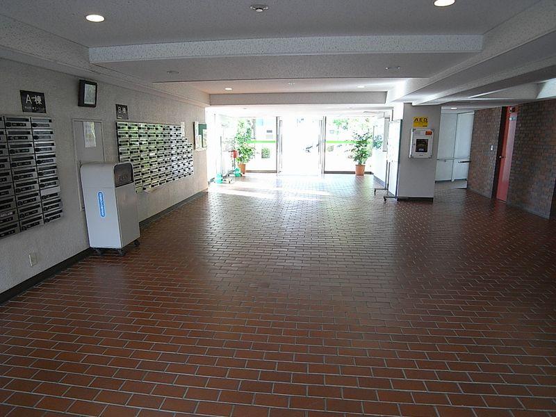 Other local. Lobby & mailbox