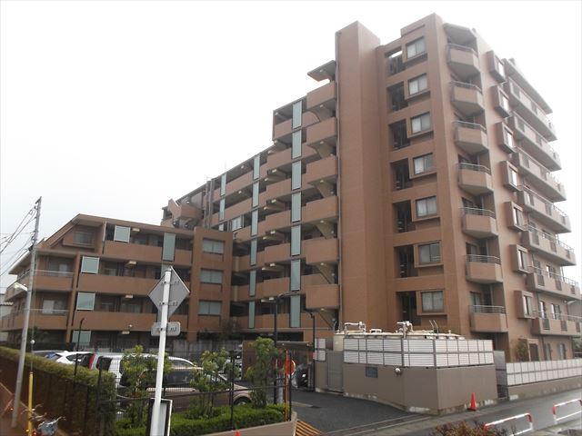 Local appearance photo. Local (11 May 2013) Shooting