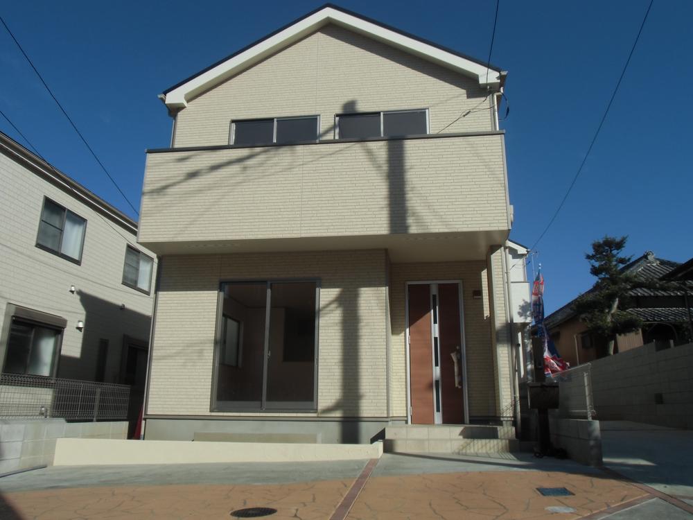 Same specifications photos (appearance). Appearance construction cases