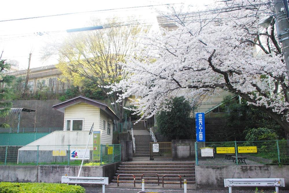 Primary school. Kokufudai elementary school