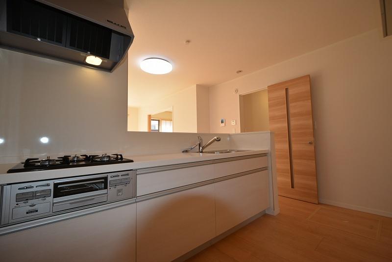 Kitchen. Building 2 kitchen