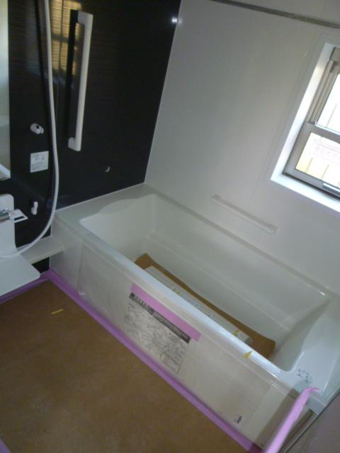 Bathroom. 1 Building