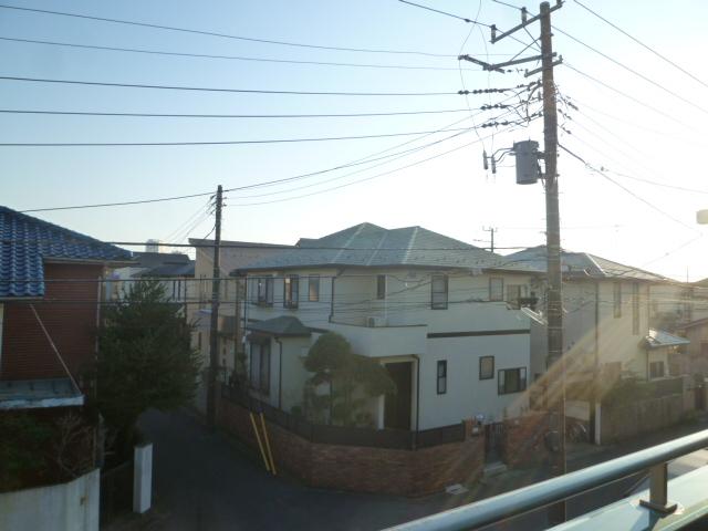 View photos from the dwelling unit. View from the site (December 2013) Shooting