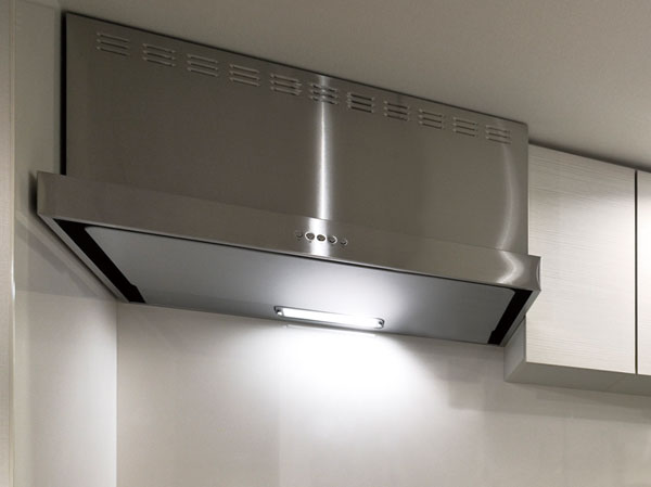 Kitchen.  [Current plate with a range hood] High suction force by the rectifier Backed is, Care also smooth.