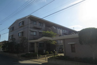 Building appearance. RC apartment of peace of mind ・ South is facing