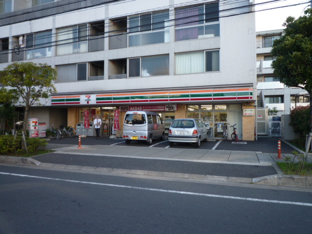 Convenience store. Seven-Eleven Fukuei 2-chome up (convenience store) 337m