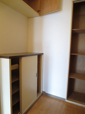 Entrance. Is rich storage part there is a footwear input and hanging cupboard in the entrance.