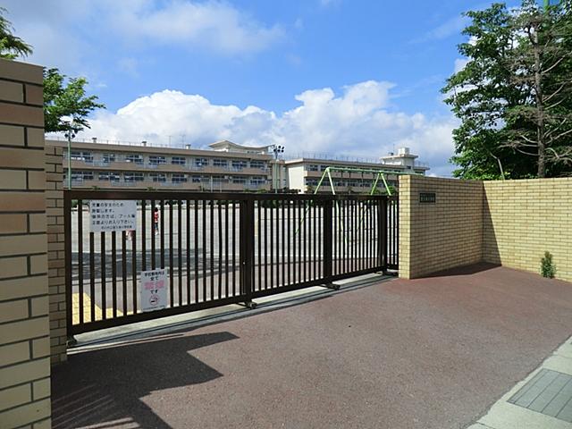 Primary school. 764m until Ichikawa City Miyakubo Elementary School