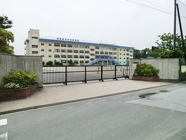 Junior high school. 568m until Ichikawa Municipal Shimokaizuka junior high school