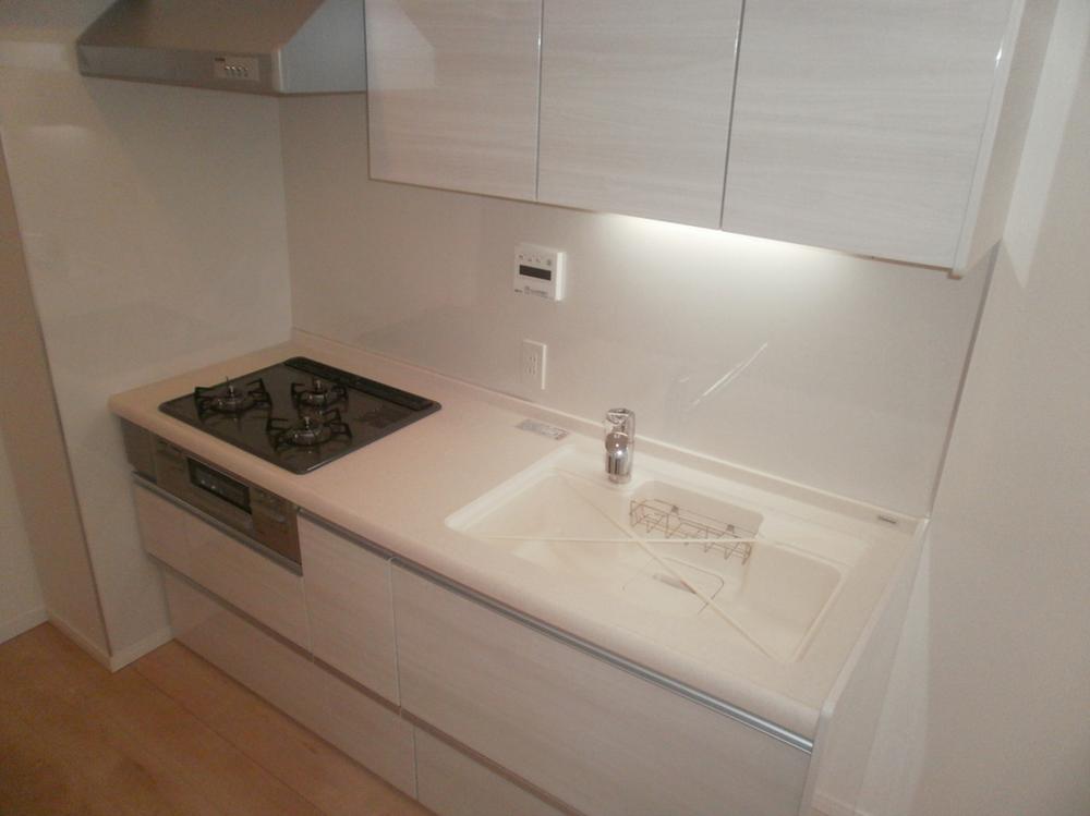 Kitchen. Is a good kitchen white was the keynote usability. We fashionable makeover at full full renovation.