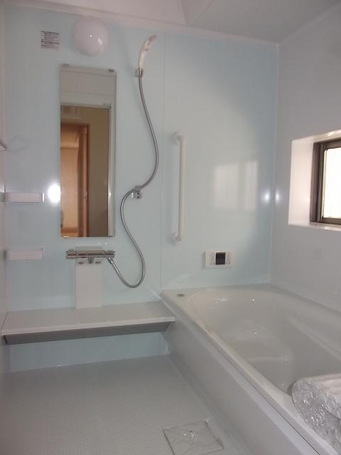 Same specifications photo (bathroom). (1 Building) same specification