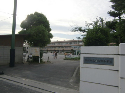 Primary school. Miyakubo up to elementary school (elementary school) 963m