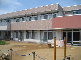 kindergarten ・ Nursery. Kaizuka 480m to nursery school