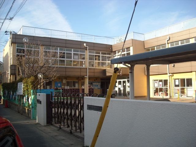 kindergarten ・ Nursery. Kakemama nursery school (kindergarten ・ 310m to the nursery)