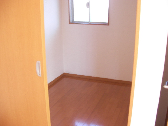 Other room space. Services Room 3 Jodai, It can also be used as a room.