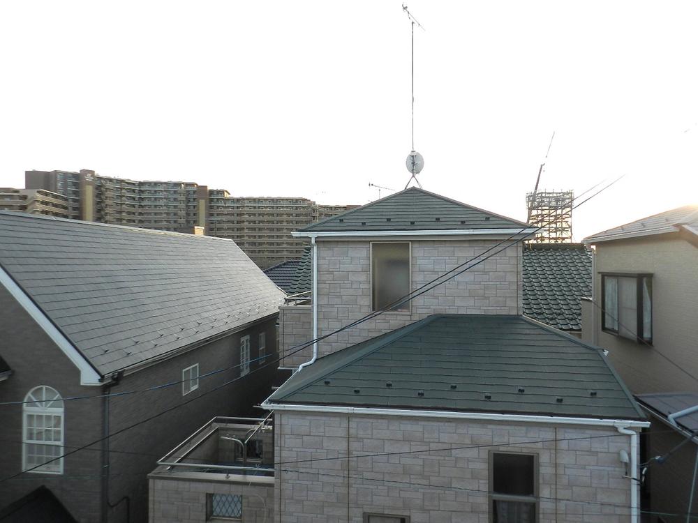 View photos from the dwelling unit. South view