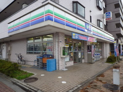 Convenience store. 80m until the Three F (convenience store)