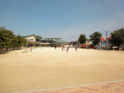 kindergarten ・ Nursery. Maruyama kindergarten (kindergarten ・ 240m to the nursery)