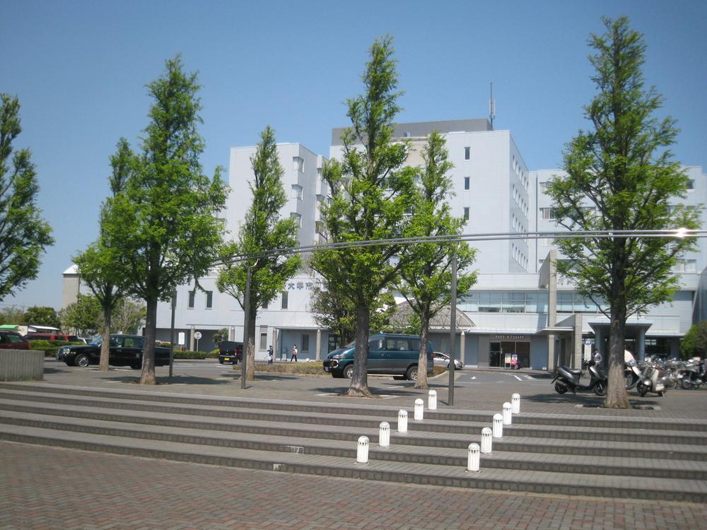 Hospital. Tokyoshikadai 240m to the hospital