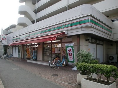 Convenience store. 150m until the Lawson Store 100 Gyotoku store (convenience store)