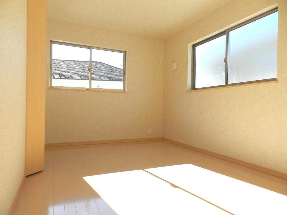 Non-living room. 2 Kaiyoshitsu