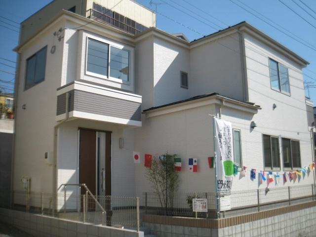 Local appearance photo. Same specifications photos (appearance)