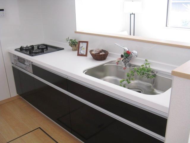 Same specifications photo (kitchen). Same specifications photo (kitchen) and easy to use fashionable face-to-face kitchen
